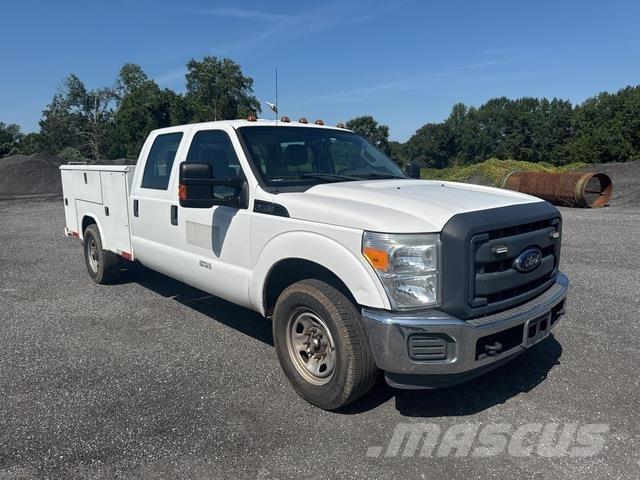 Ford F-350 شاحنات خفيفة/مفصلية الجوانب