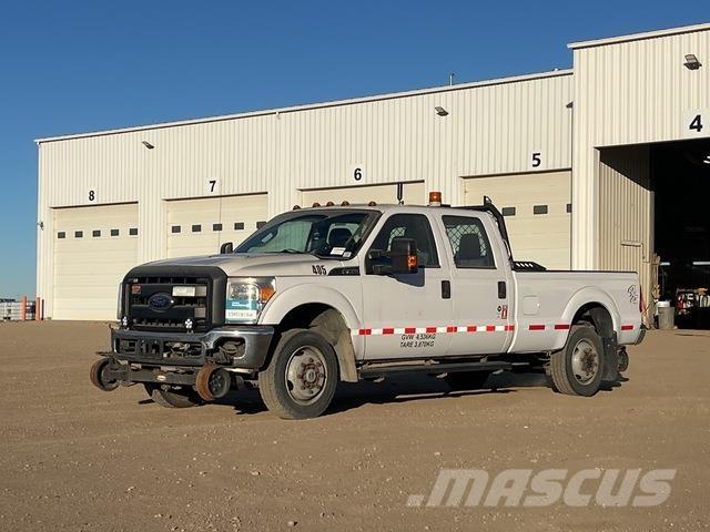 Ford F-350 شاحنات خفيفة/مفصلية الجوانب