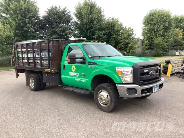 Ford F-350 شاحنات مسطحة/مفصلية الجوانب