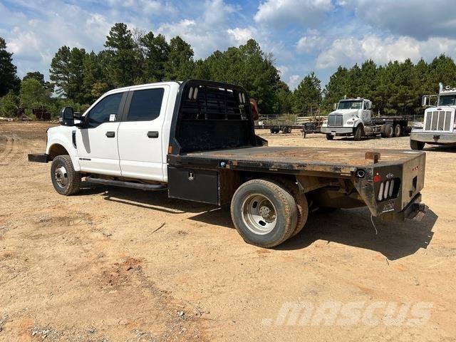 Ford F-350 شاحنات مسطحة/مفصلية الجوانب