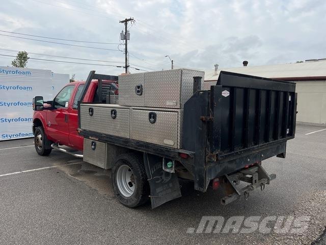Ford F-350 شاحنات مسطحة/مفصلية الجوانب