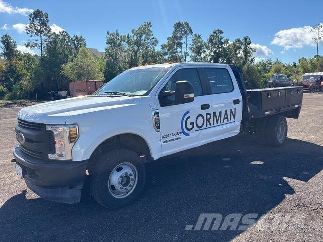 Ford F-350 شاحنات مسطحة/مفصلية الجوانب