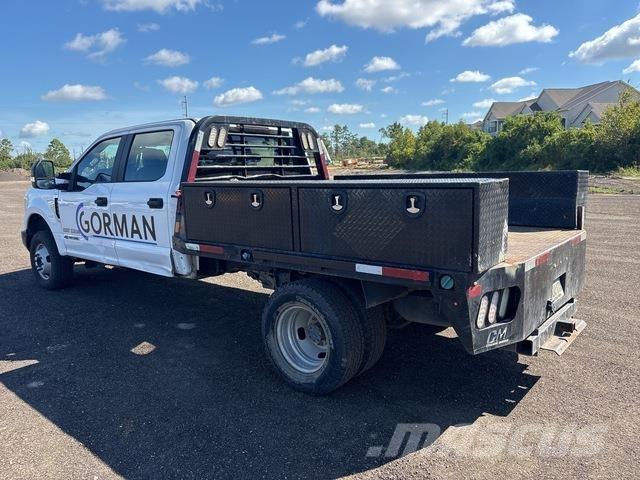 Ford F-350 شاحنات مسطحة/مفصلية الجوانب