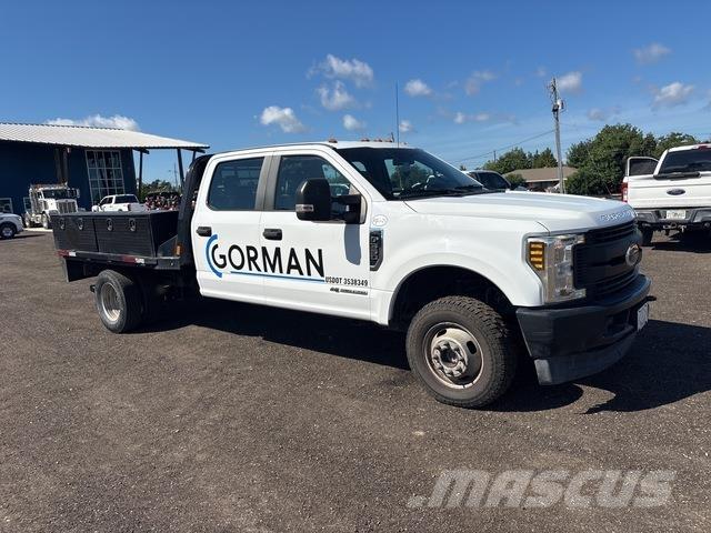 Ford F-350 شاحنات مسطحة/مفصلية الجوانب