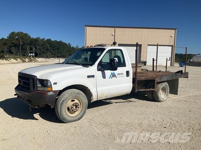 Ford F-350 شاحنات مسطحة/مفصلية الجوانب