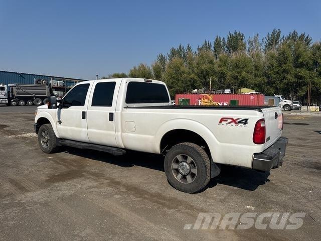 Ford F-350 شاحنات خفيفة/مفصلية الجوانب