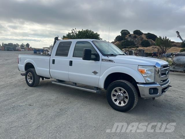 Ford F-350 شاحنات خفيفة/مفصلية الجوانب