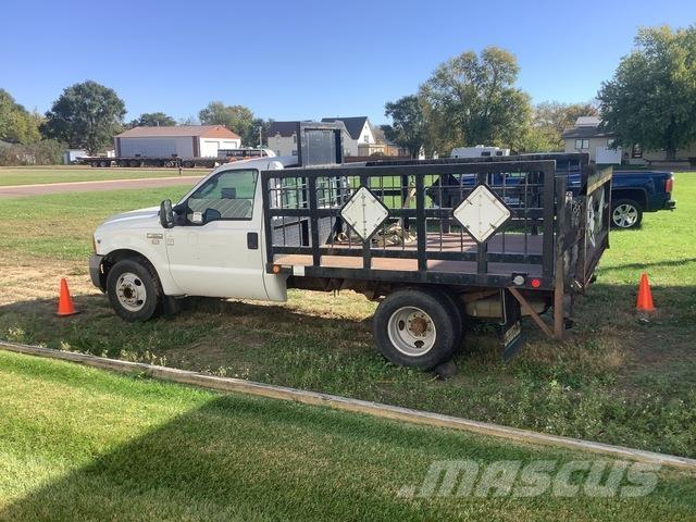 Ford F-350 شاحنات مسطحة/مفصلية الجوانب
