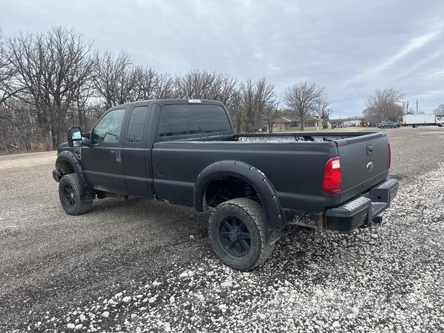 Ford F-350 شاحنات خفيفة/مفصلية الجوانب