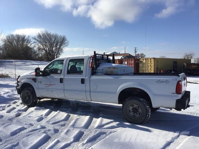 Ford F-350 شاحنات خفيفة/مفصلية الجوانب