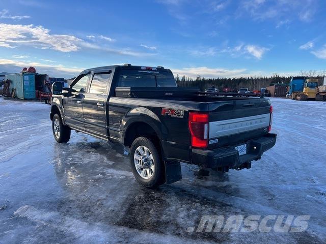 Ford F-350 شاحنات خفيفة/مفصلية الجوانب