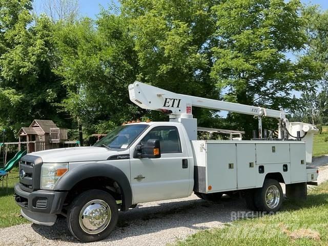 Ford F-450 المنصات الهوائية المثبتة على شاحنة