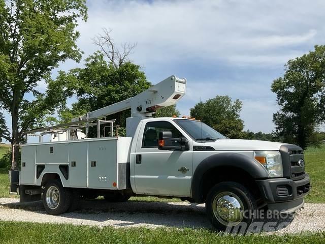 Ford F-450 المنصات الهوائية المثبتة على شاحنة