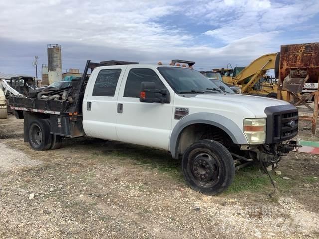 Ford F-450 شاحنات مسطحة/مفصلية الجوانب