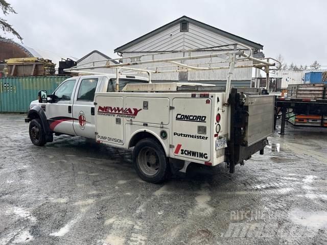 Ford F-450 شاحنات خفيفة/مفصلية الجوانب