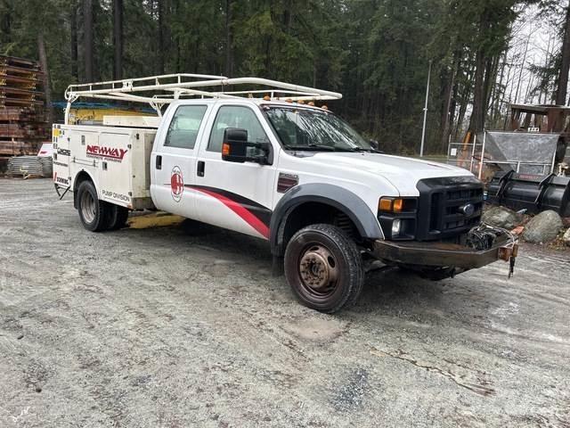 Ford F-450 شاحنات خفيفة/مفصلية الجوانب