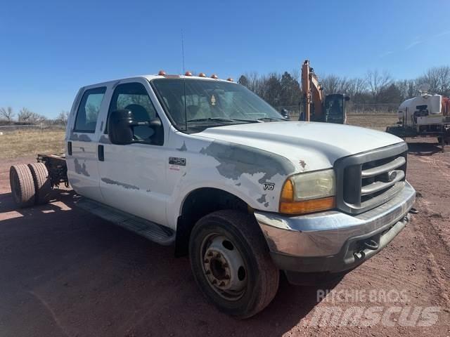 Ford F-450 كابينة والداخلية