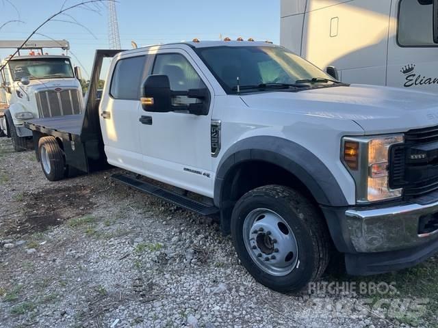 Ford F-450 شاحنات مسطحة/مفصلية الجوانب