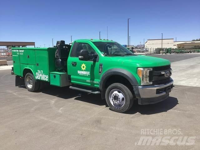 Ford F-450 مركبات الأغراض العامة