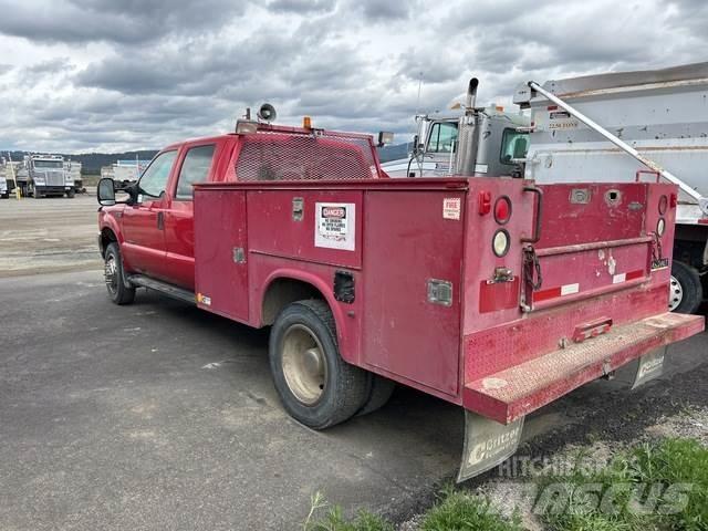 Ford F-450 شاحنات خفيفة/مفصلية الجوانب