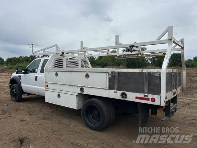 Ford F-450 شاحنات خفيفة/مفصلية الجوانب