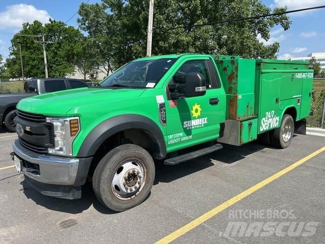Ford F-450 مركبات الأغراض العامة