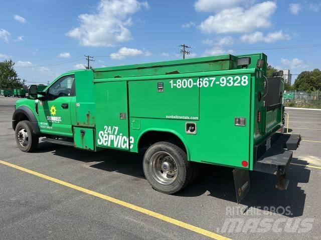 Ford F-450 مركبات الأغراض العامة