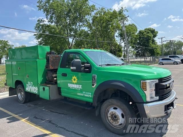 Ford F-450 مركبات الأغراض العامة