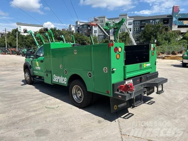 Ford F-450 مركبات الأغراض العامة