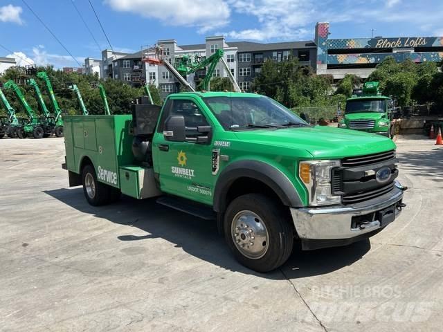 Ford F-450 مركبات الأغراض العامة