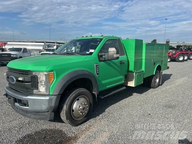 Ford F-450 مركبات الأغراض العامة