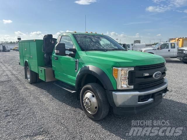 Ford F-450 مركبات الأغراض العامة