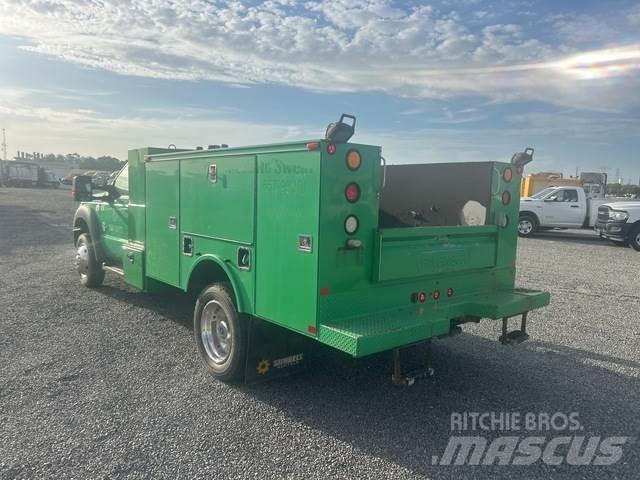 Ford F-450 مركبات الأغراض العامة