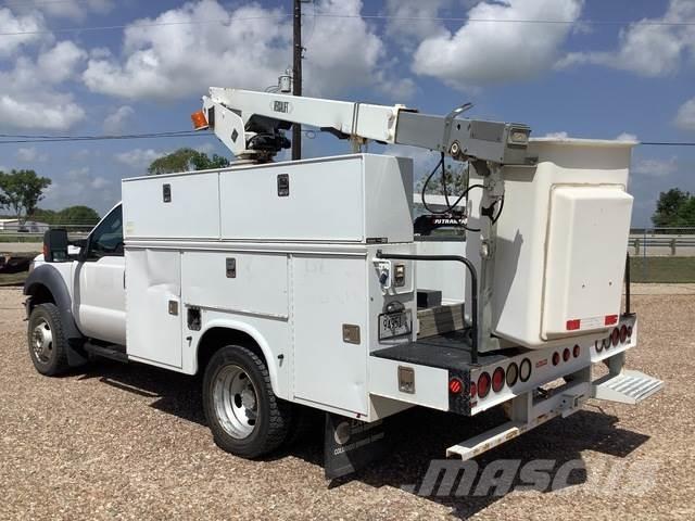 Ford F-450 المنصات الهوائية المثبتة على شاحنة