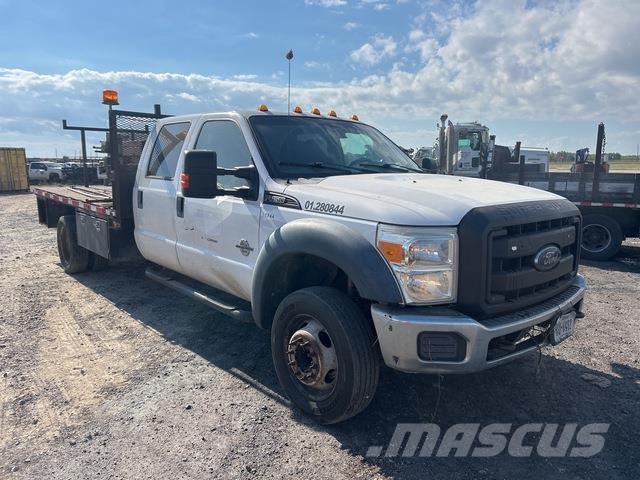 Ford F-450 شاحنات مسطحة/مفصلية الجوانب