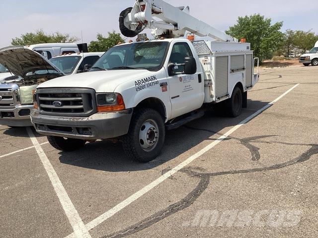 Ford F-450 المنصات الهوائية المثبتة على شاحنة