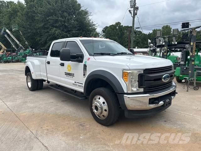 Ford F-450 أخرى