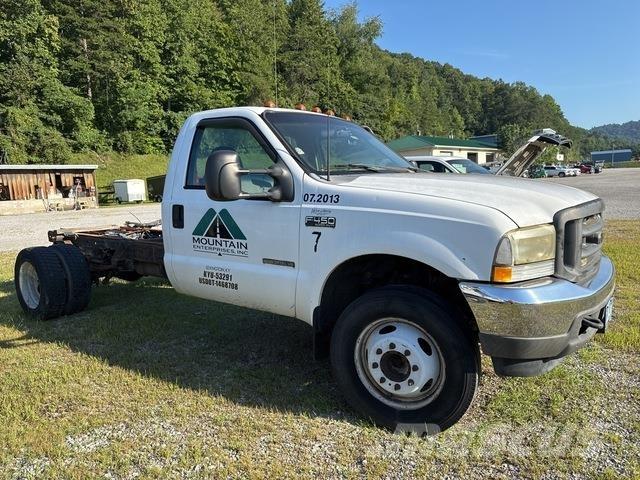 Ford F-450 كابينة والداخلية