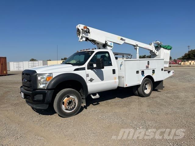 Ford F-450 المنصات الهوائية المثبتة على شاحنة