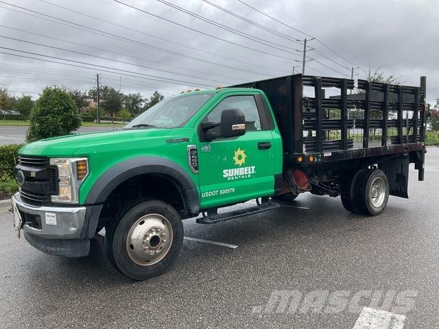 Ford F-450 شاحنات مسطحة/مفصلية الجوانب