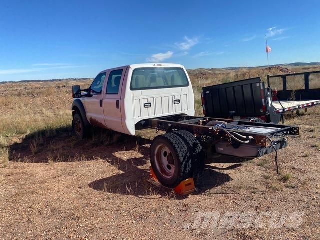 Ford F-450 كابينة والداخلية