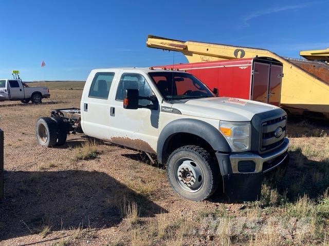 Ford F-450 كابينة والداخلية