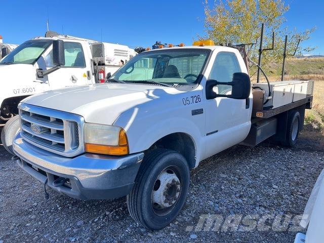 Ford F-450 شاحنات مسطحة/مفصلية الجوانب