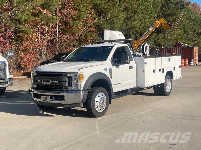 Ford F-450 مركبات الأغراض العامة