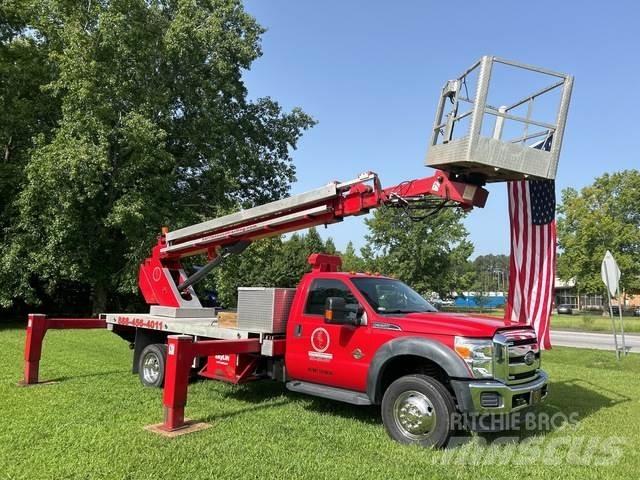 Ford F-550 شاحنات أخرى