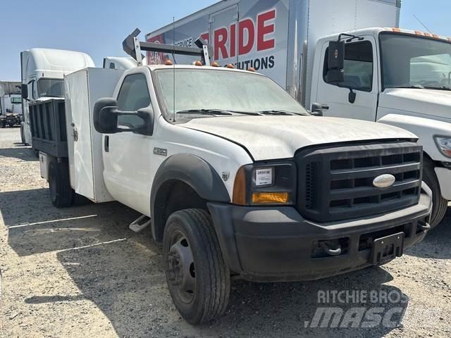 Ford F-550 أخرى