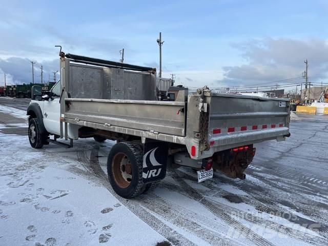 Ford F-550 شاحنات قلابة