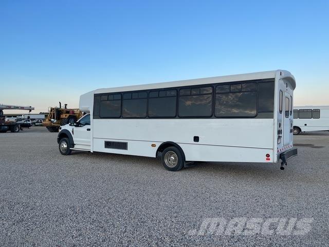 Ford F-550 سيارات