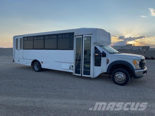 Ford F-550 سيارات