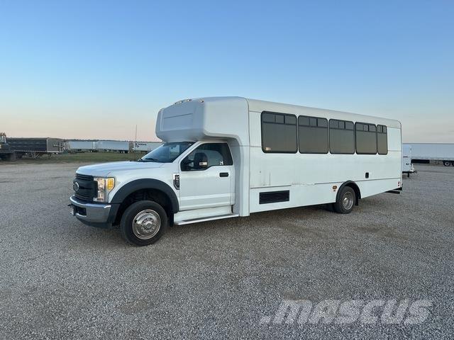 Ford F-550 سيارات